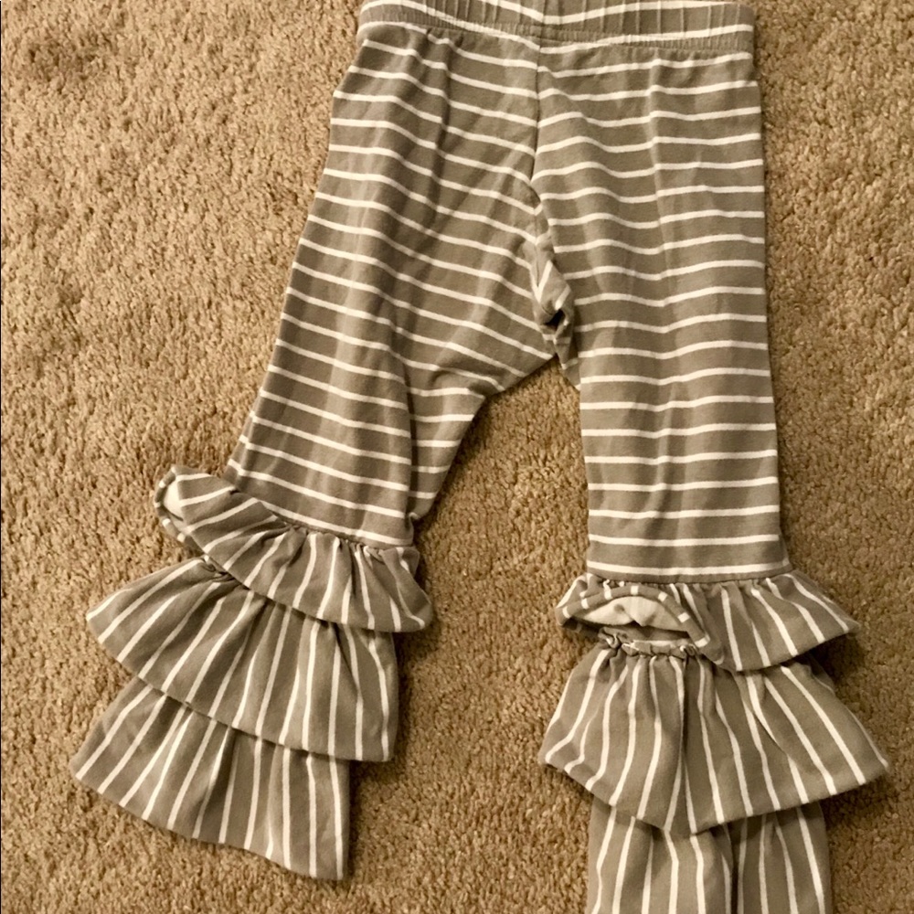 Kelly’s Kids ruffles pants